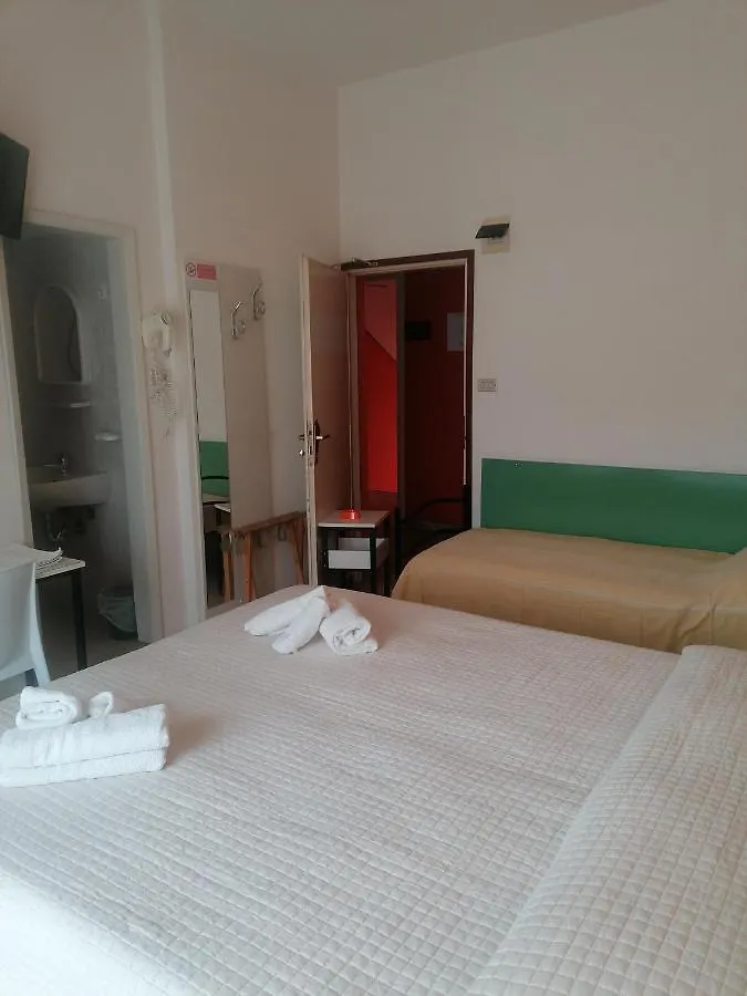 Hotel Nova Dhely Ρίμινι