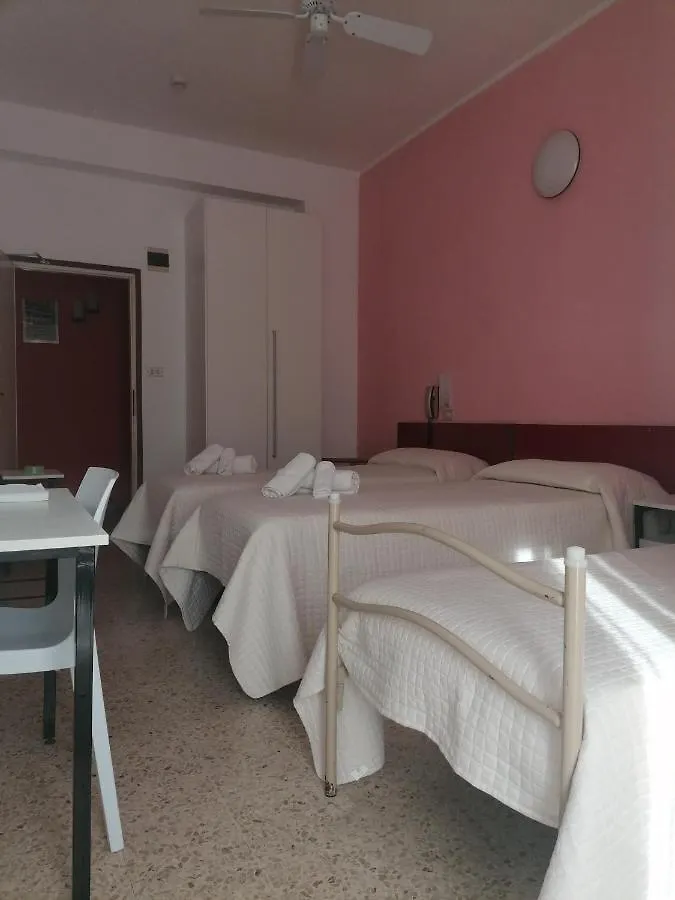 Hotel Nova Dhely Rimini 3*,
